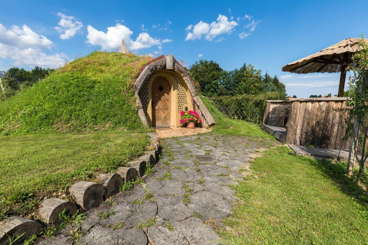 Apartma Zemljanka Ljutomer Exterior foto